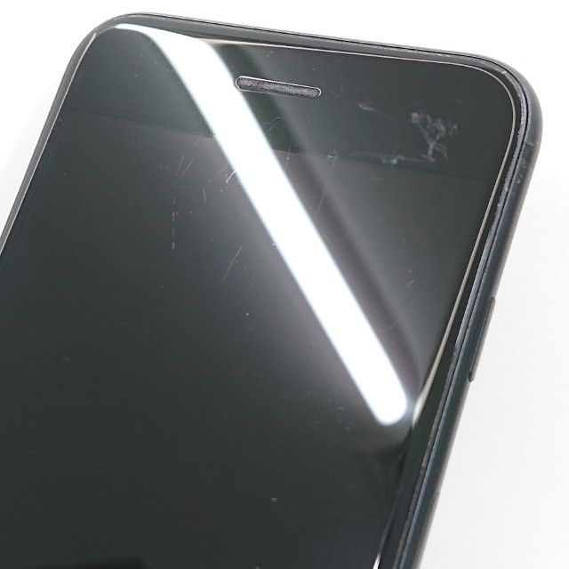 iPhoneSE ��2���� 64GB au �֥�å� c16574