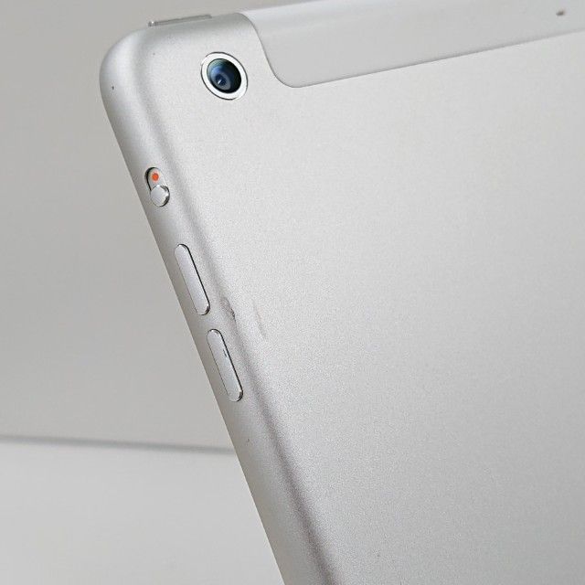 iPad Air Wi-Fi+Cellular 16GB SIM�ե꡼ ����С� c18598