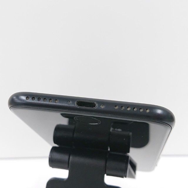 iPhoneSE ��2���� 64GB au �֥�å� c16582