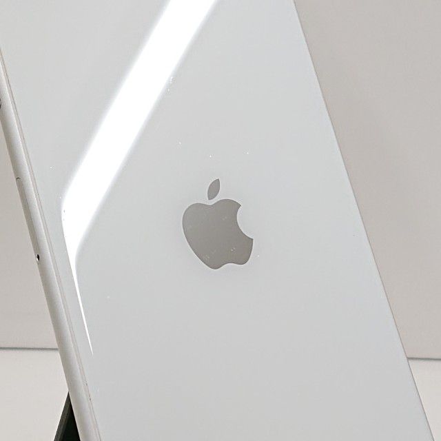 iPhoneSE ��2���� 64GB �ɥ��� �ۥ磻�� c23231