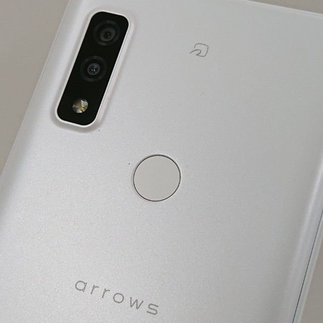 arrows We FCG01 au �ۥ磻�� c16650