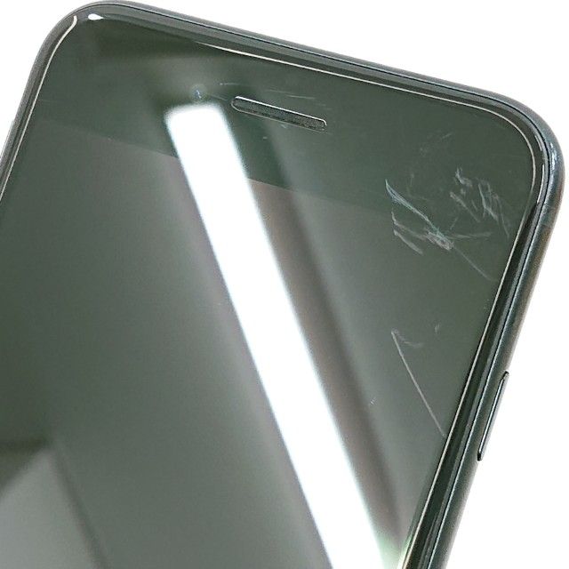 iPhoneSE ��3���� 64GB au �ߥåɥʥ��� c18189