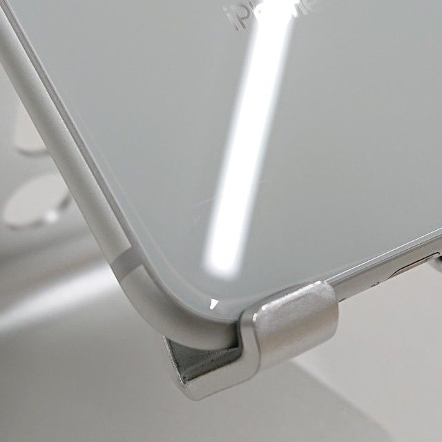 iPhone8 64GB �ɥ��� ����С� c23197