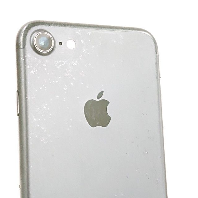 iPhone7 32GB au �֥�å� c22402