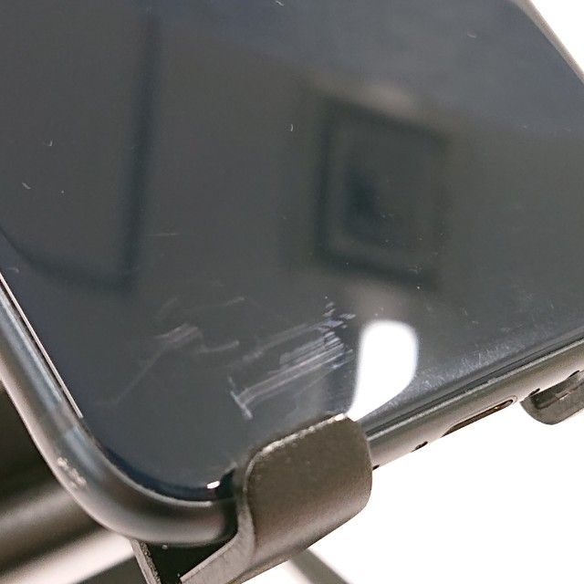 iPhoneSE ��3���� 64GB SoftBank �ߥåɥʥ��� c22146