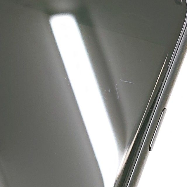 iPhoneSE ��2���� 64GB �ɥ��� �֥�å� c17081