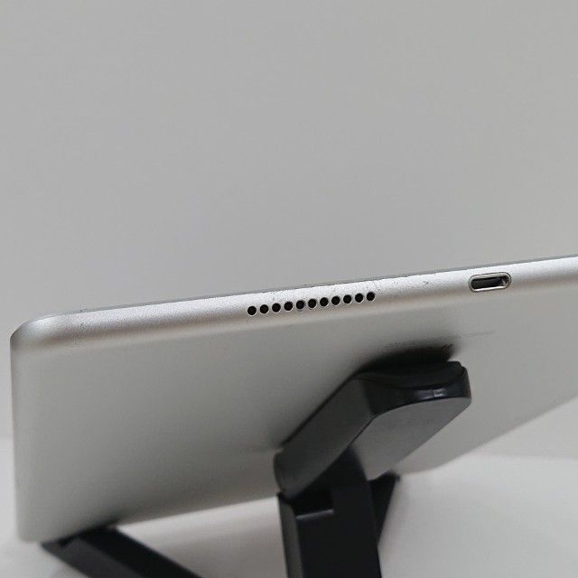 iPad Air 3 Wi-Fi+Cellular 256GB SIM�ե꡼ ����С� c19680