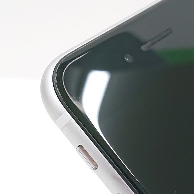 iPhoneSE ��2���� 64GB au �ۥ磻�� c23292