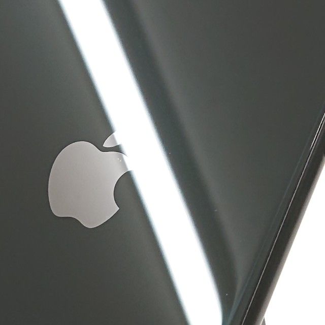 iPhoneSE ��2���� 64GB �ɥ��� �֥�å� c18427