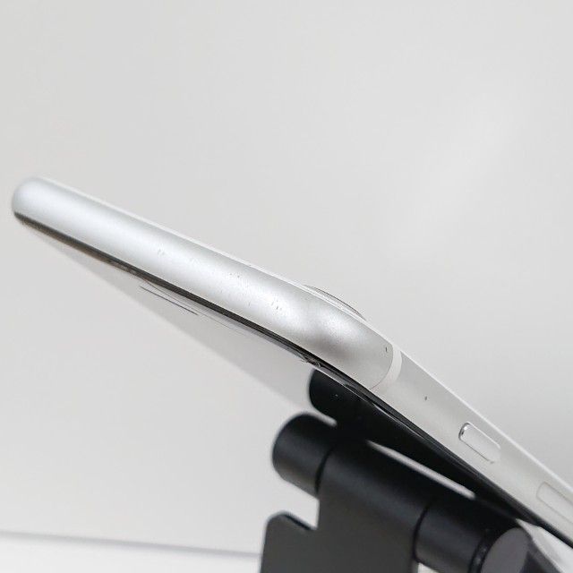 iPhoneSE ��2���� 64GB �ɥ��� �ۥ磻�� c16497