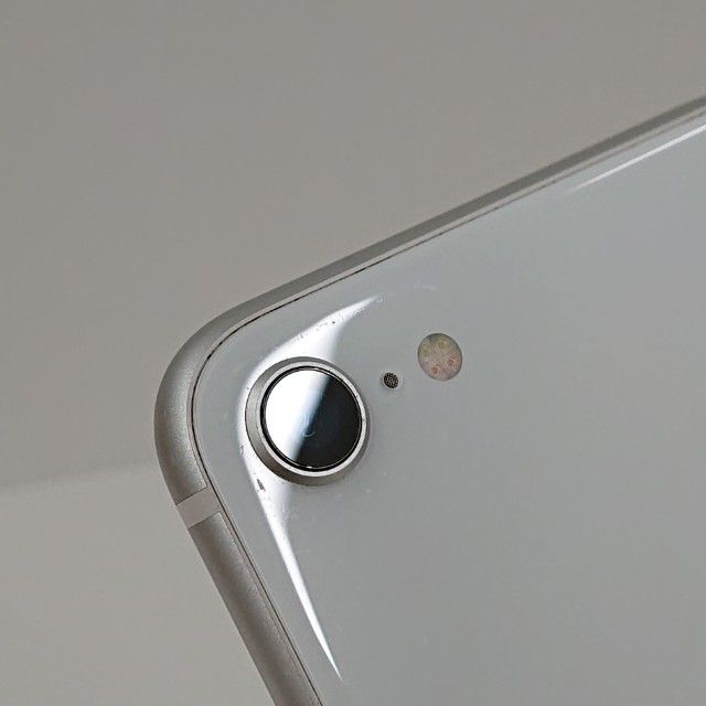 iPhoneSE ��2���� 64GB �ɥ��� �ۥ磻�� c18652