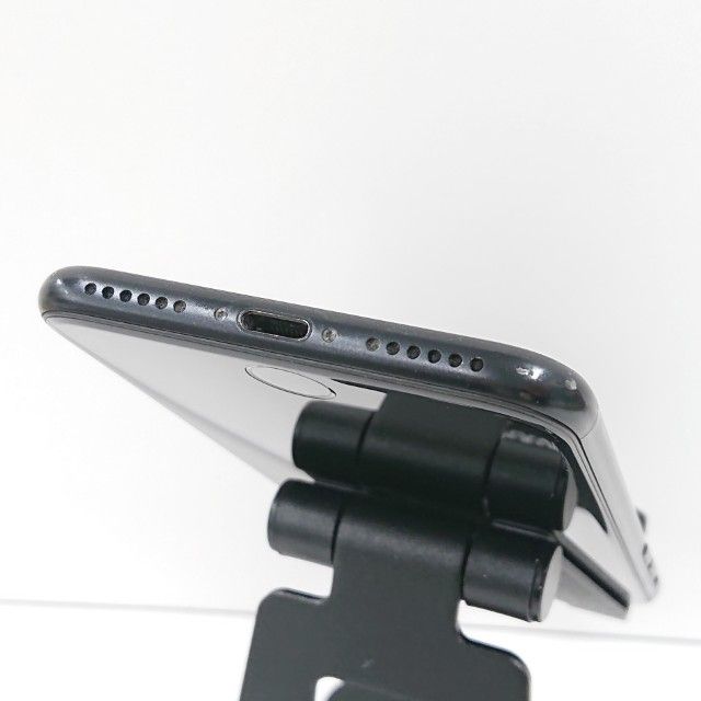 iPhoneSE ��2���� 64GB au �֥�å� c16573