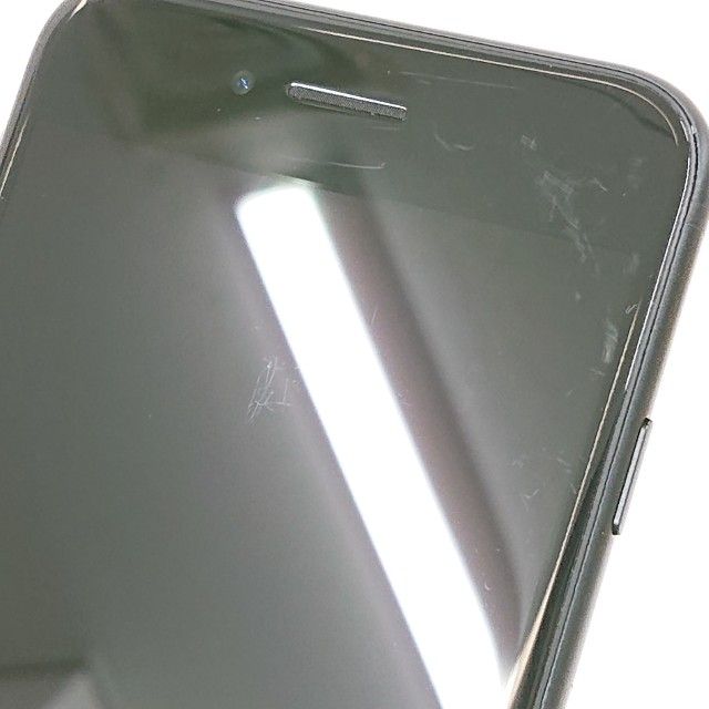 iPhoneSE ��2���� 64GB au �֥�å� c18871