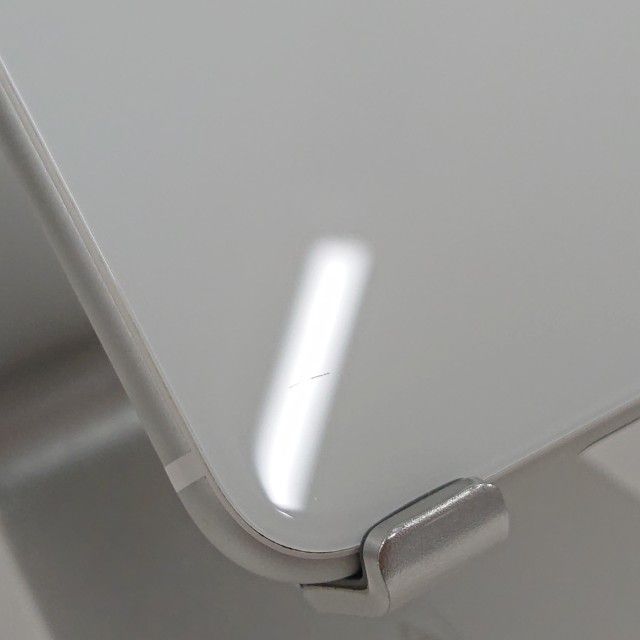 ムスビー｜iPhoneSE 第2世代 64GB ドコモ ホワイト c20933【iPhone SE