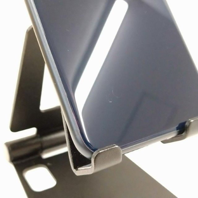 iPhoneSE ��3���� 64GB au �ߥåɥʥ��� c22919