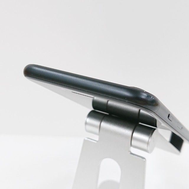 iPhoneSE ��2���� 64GB �ɥ��� �֥�å� c18449