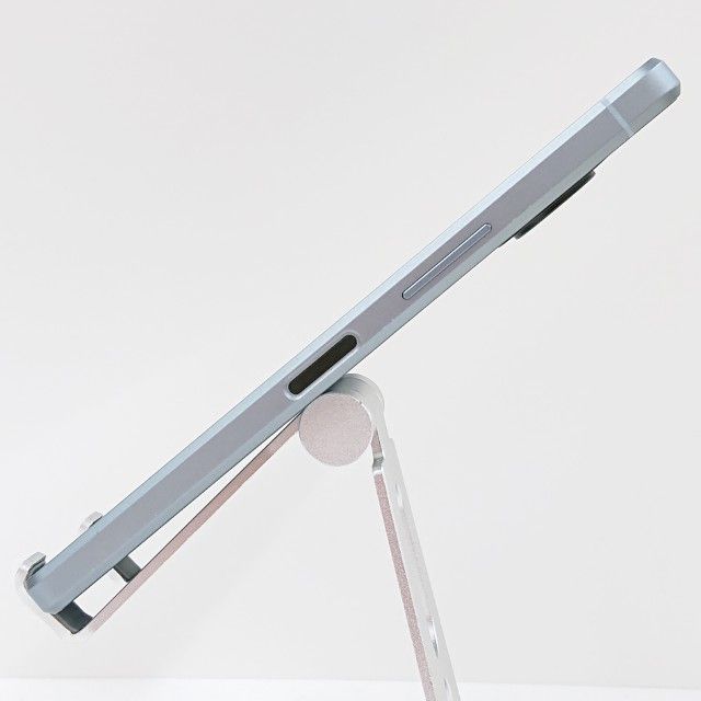 AQUOS R8 SH-52D �ɥ��� �֥롼 c17258