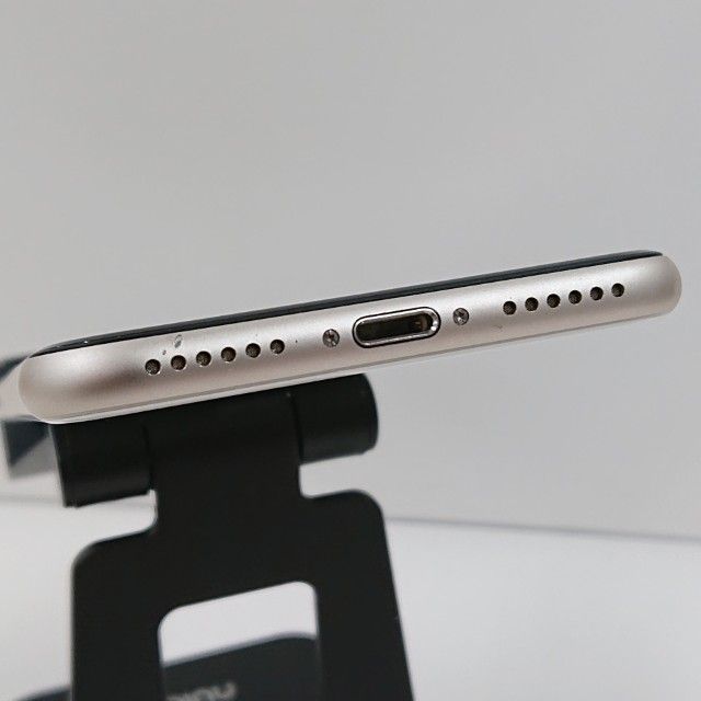 iPhoneSE ��3���� 64GB SoftBank �������饤�� c23024