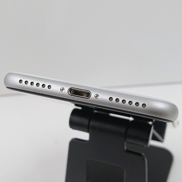 iPhoneSE ��2���� 64GB �ɥ��� �ۥ磻�� c16499