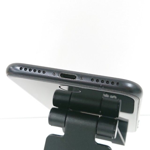 iPhoneSE ��2���� 64GB au �֥�å� c16574