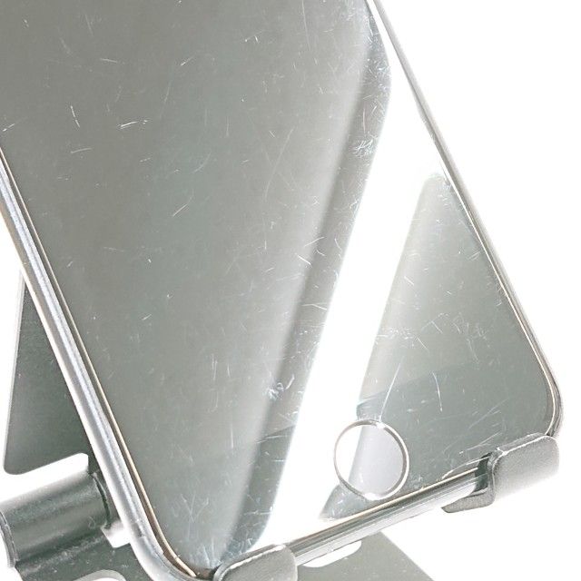 iPhoneSE ��2���� 64GB au �֥�å� c18892