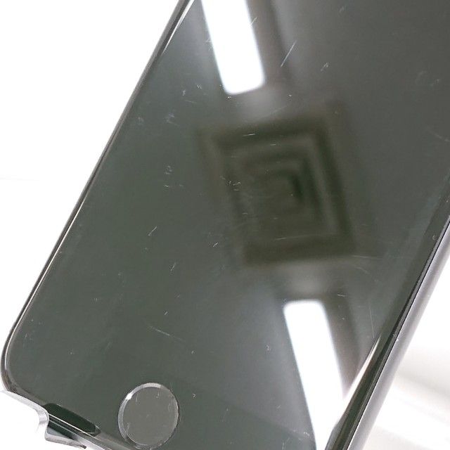 iPhone8 64GB au ���ڡ������쥤 c22600