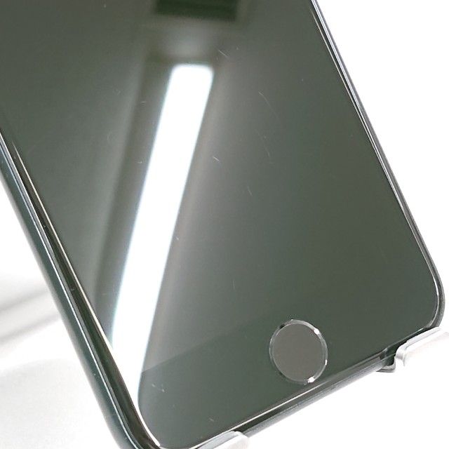 iPhoneSE ��3���� 128GB au �ߥåɥʥ��� c18186