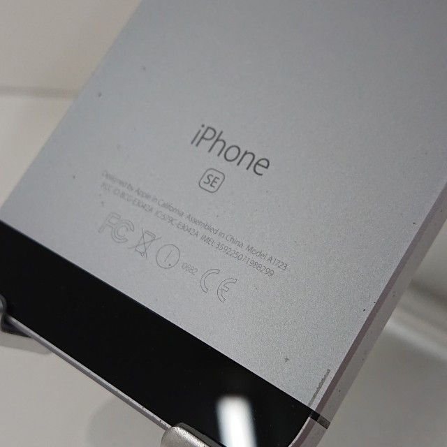 iPhoneSE 16GB SIM�ե꡼ ���ڡ������쥤 c21174