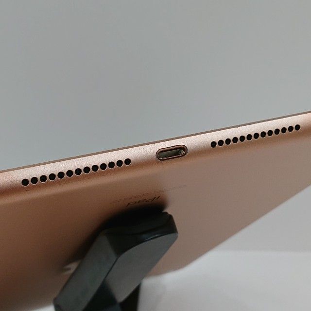 iPad 8 Wi-FiCellular 128GB au  c15296