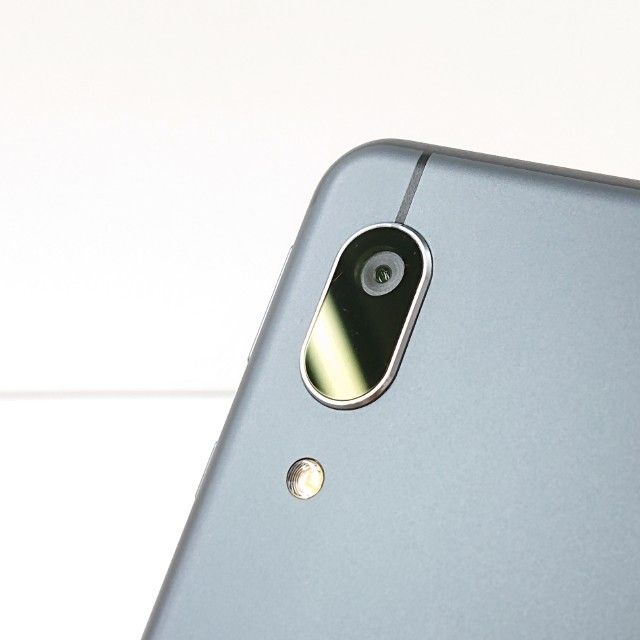 AQUOS sense3 basic SHV48 au �֥�å� c17424