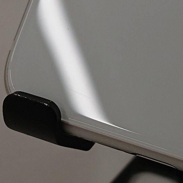 iPhoneSE ��2���� 64GB �ɥ��� �ۥ磻�� c16796