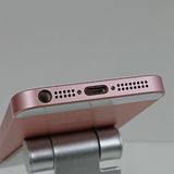 iPhoneSE 16GB SoftBank ������������� c18484