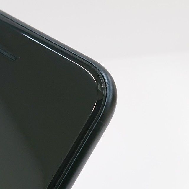 iPhoneSE ��3���� 64GB �ɥ��� �ߥåɥʥ��� c22884
