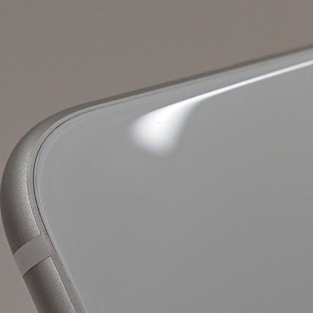 iPhoneSE ��2���� 64GB au �ۥ磻�� c20250