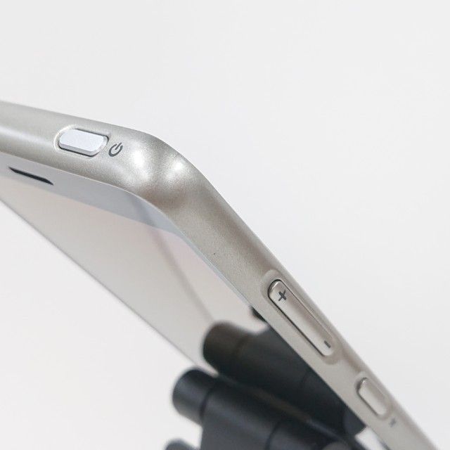 BASIO4 KYV47 au �����ѥ󥴡���� c17428