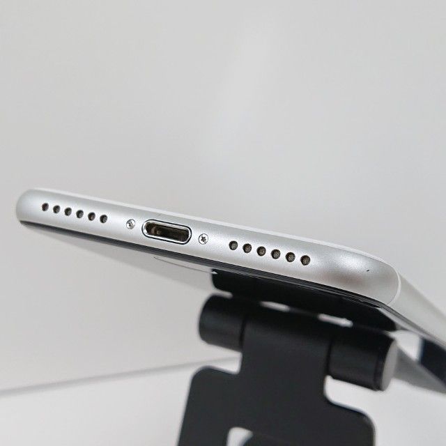 iPhoneSE ��2���� 64GB �ɥ��� �ۥ磻�� c17371