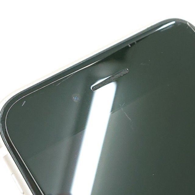 iPhoneSE ��3���� 64GB au �������饤�� c17022