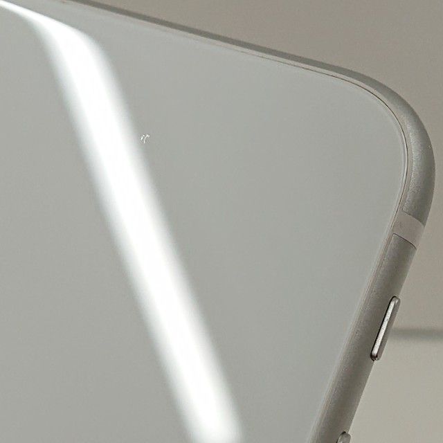 iPhoneSE ��2���� 64GB au �ۥ磻�� c16790