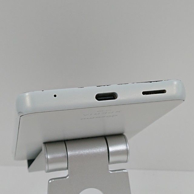 Xperia Ace II SO-41B �ɥ��� �ۥ磻�� c20060