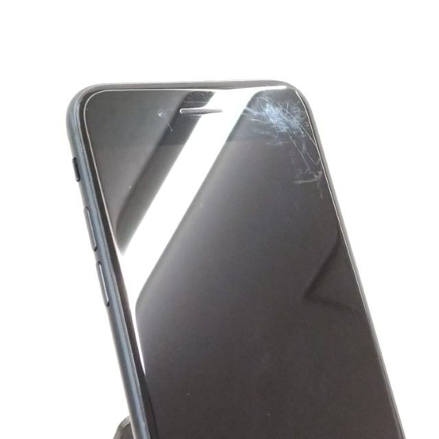 iPhoneSE ��3���� 64GB au �ߥåɥʥ��� c22916