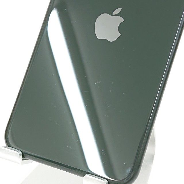 iPhoneSE ��2���� 64GB au �֥�å� c18902