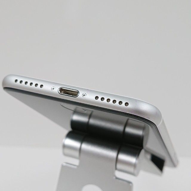 iPhoneSE ��2���� 64GB �ɥ��� �ۥ磻�� c18666