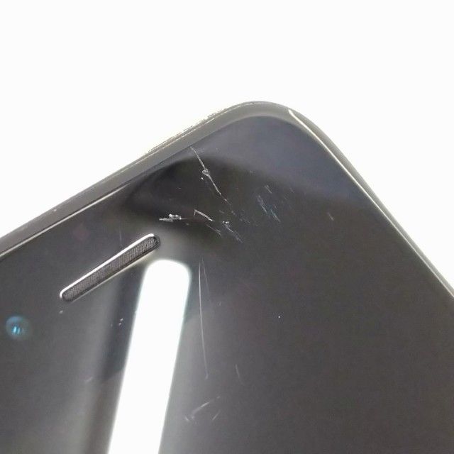 iPhoneSE ��2���� 64GB au �ۥ磻�� c22828