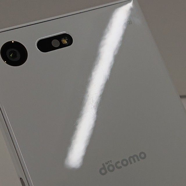 Xperia X Compact SO-02J �ɥ��� �ۥ磻�� c18417