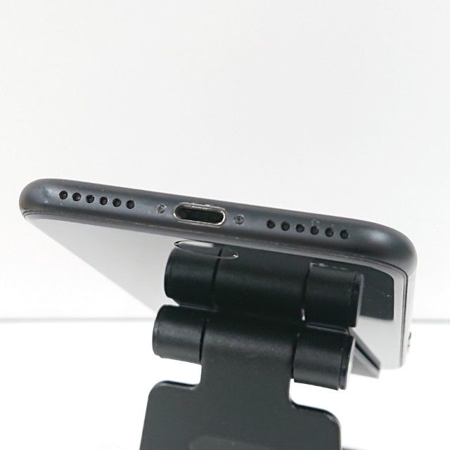 iPhone7 32GB au �֥�å� c18931