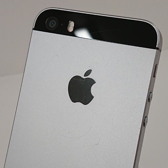 iPhoneSE 16GB au ���ڡ������쥤 c20268