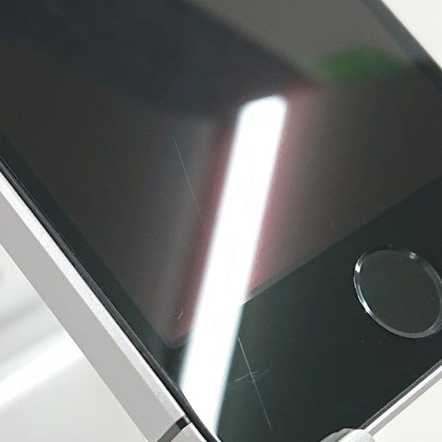 iPhoneSE 16GB SIM�ե꡼ ���ڡ������쥤 c21168