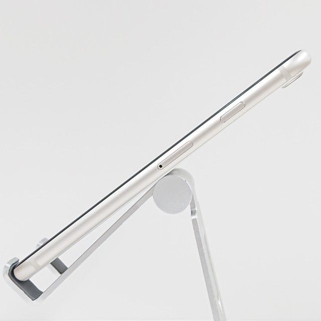 iPhoneSE ��3���� 64GB au �������饤�� c17022