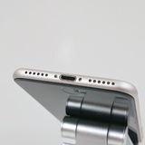 iPhoneSE 3 64GB au 饤 c14241