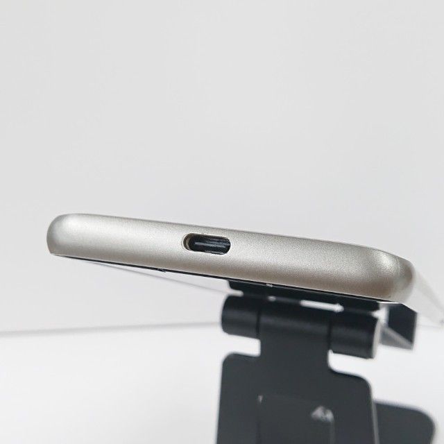 BASIO4 KYV47 au �����ѥ󥴡���� c17428